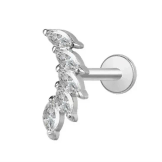 עגיל פירסינג לייקה